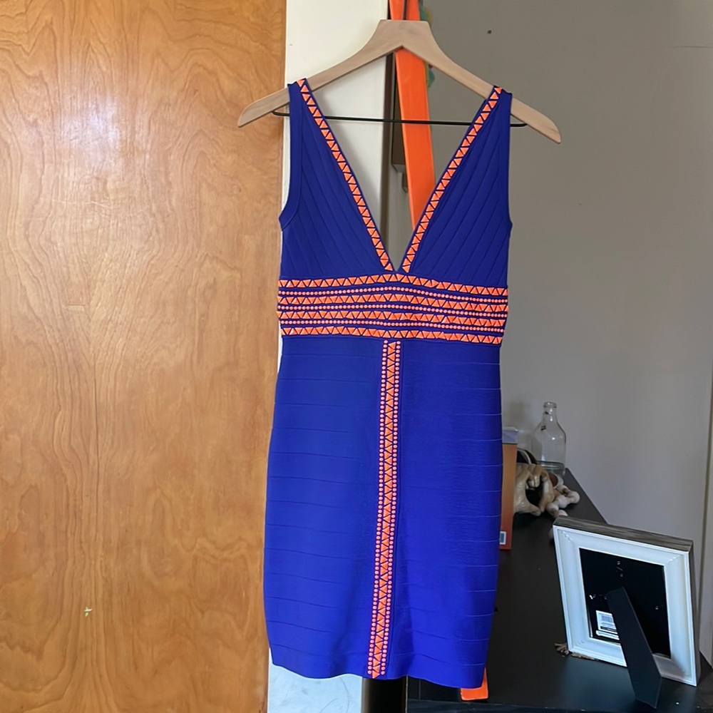 Bebe Body-con dress size Small